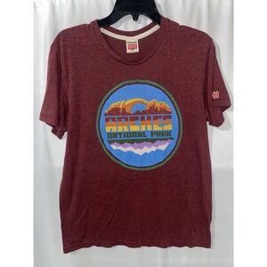 Homage Arches‎ National Park T Shirt Medium